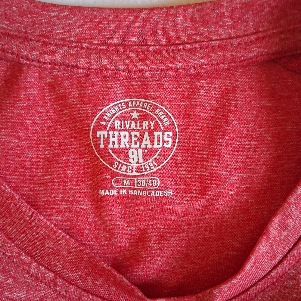Louisville Cardinals- Rivalry Threads 91' Graphic Tee. Size M - Picture 4 of 8